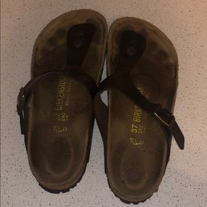 Barely worn Birkenstock Gizeh Birko brown sandals
